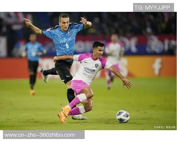 熊本深红迎战名古屋鲸全力争胜展现球队实力与斗志